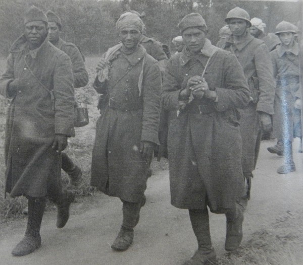Foto von Kriegsgefangene Franzosen bei Dünkirchen